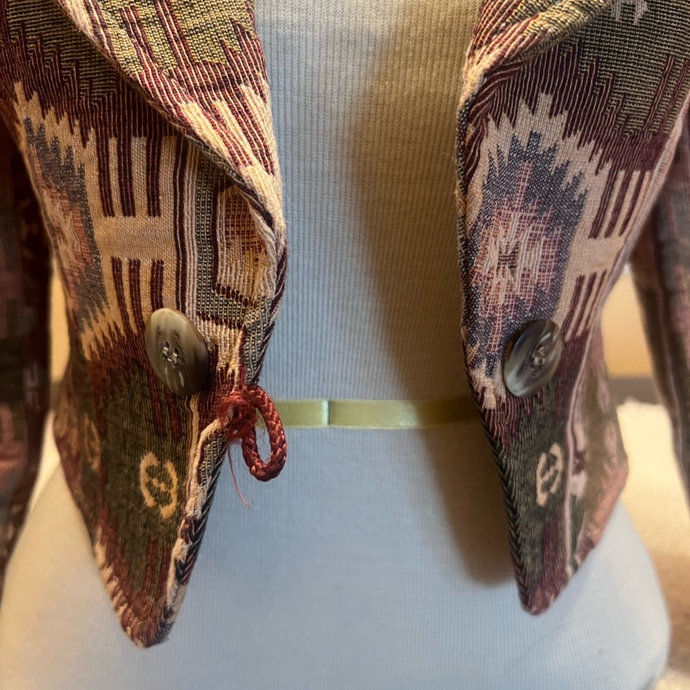 Cropped structured blazer - Picture 5 of 6